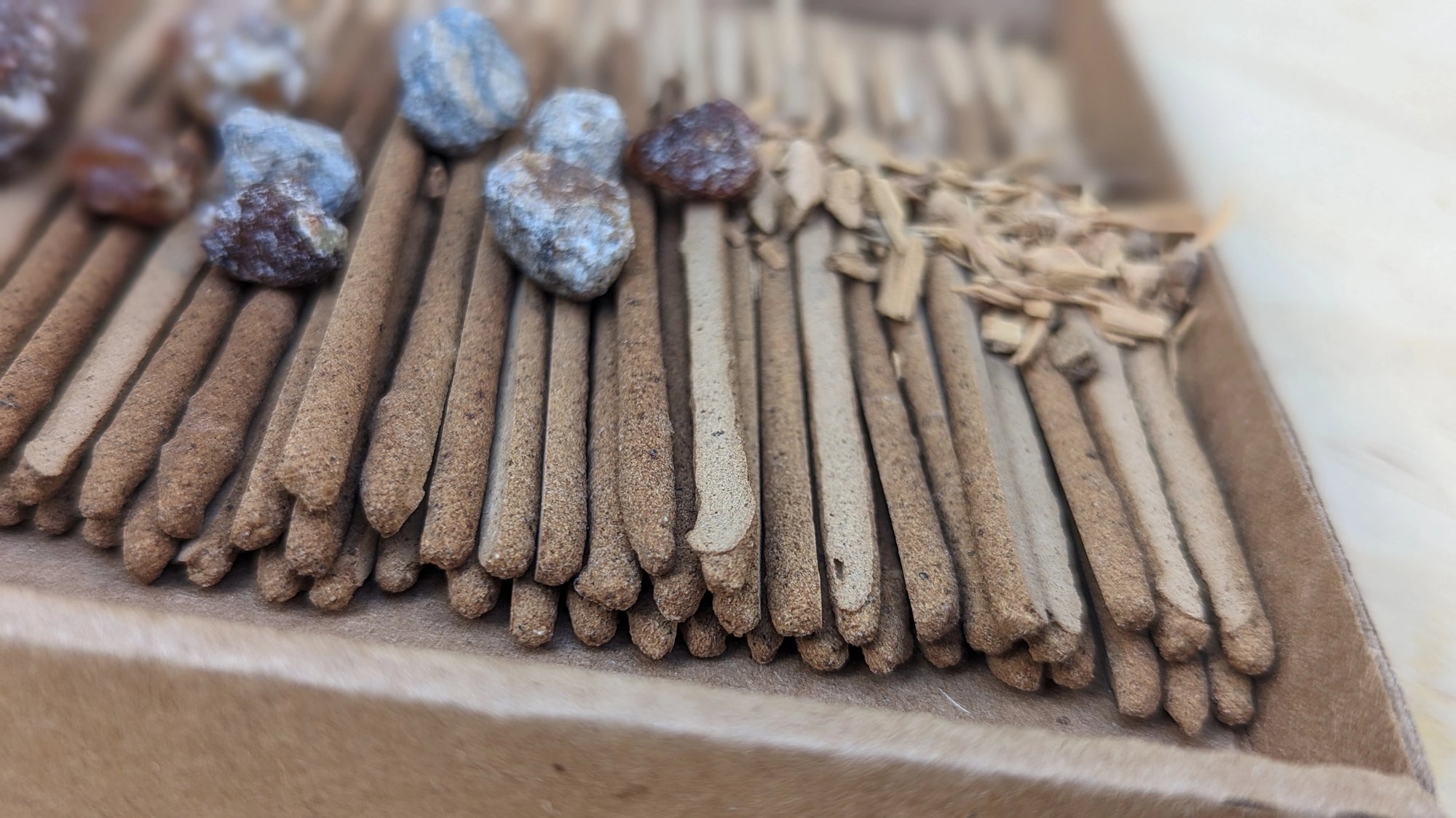 Copal, Iridescence Of Clouds, Illuvia